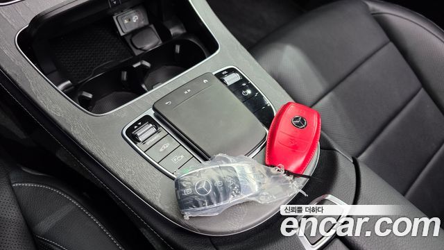 Mercedes-Benz E-Class E350 4MATIC AMG Line