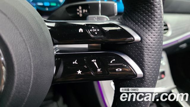 Mercedes-Benz E-Class E350 4MATIC AMG Line