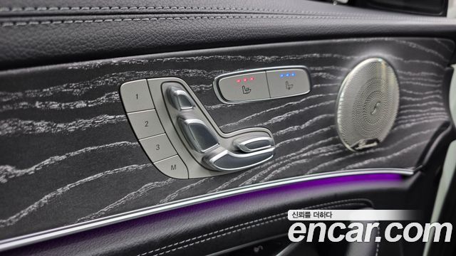 Mercedes-Benz E-Class E350 4MATIC AMG Line
