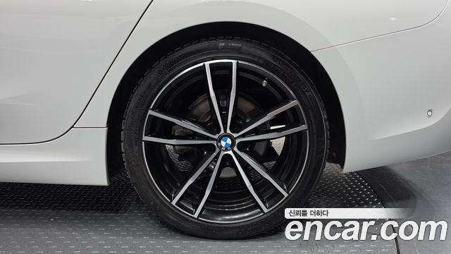 BMW 3-Series 320i M Sport