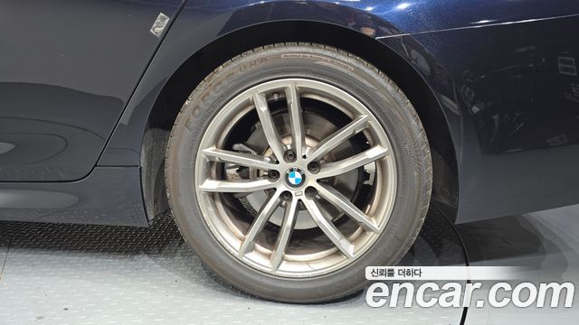 BMW 5-Series 520i M Sport