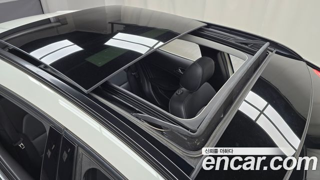 Mercedes-Benz GLA-Class GLA220