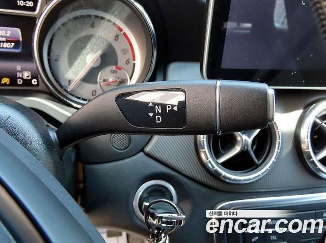 Mercedes-Benz CLA-Class CLA200 d