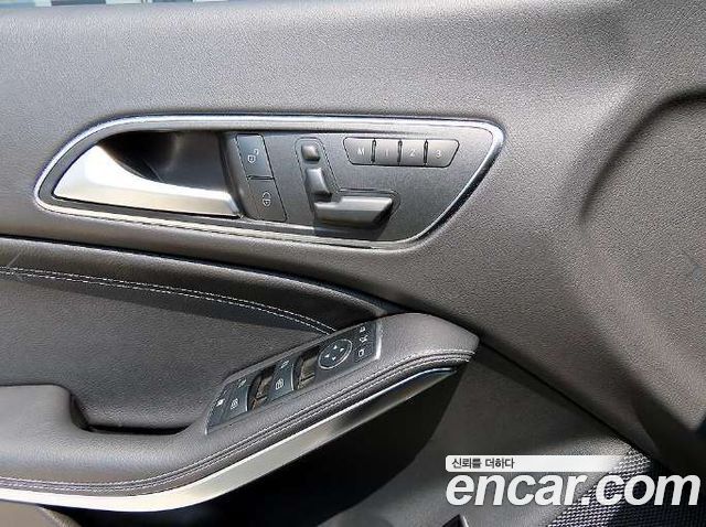 Mercedes-Benz CLA-Class CLA200 d