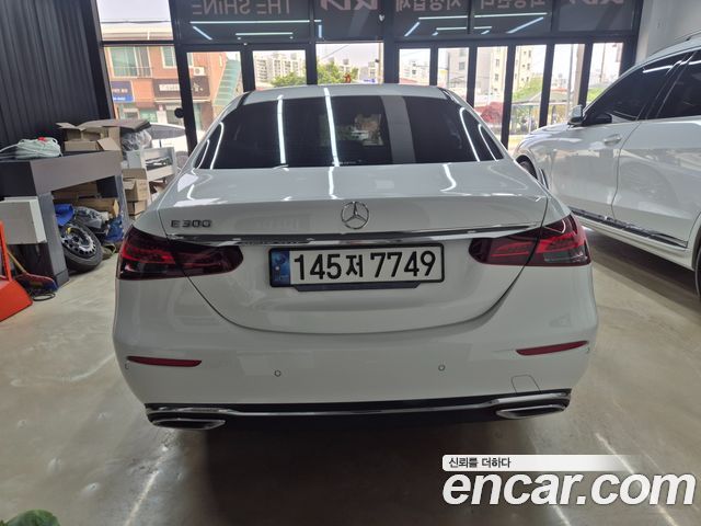 Mercedes-Benz E-Class E250 Exclusive