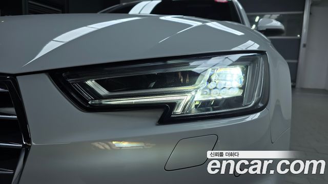 Audi A4 40 TFSI Premium