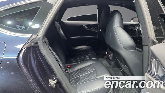 Audi A7 55 TDI Quattro Sport