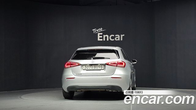 Mercedes-Benz A-Class A220 Hatchback