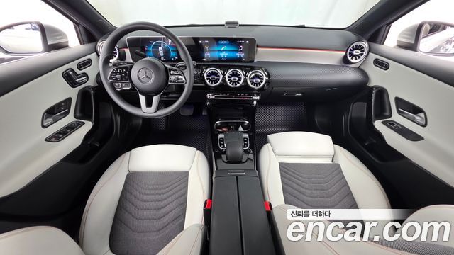 Mercedes-Benz A-Class A220 Hatchback