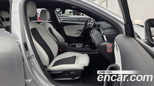Mercedes-Benz A-Class A220 Hatchback