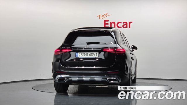 Mercedes-Benz GLC-Class GLC300 4MATIC AMG Line