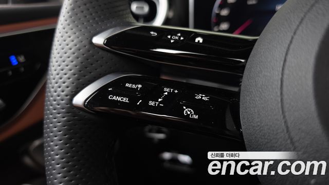 Mercedes-Benz GLC-Class GLC300 4MATIC AMG Line