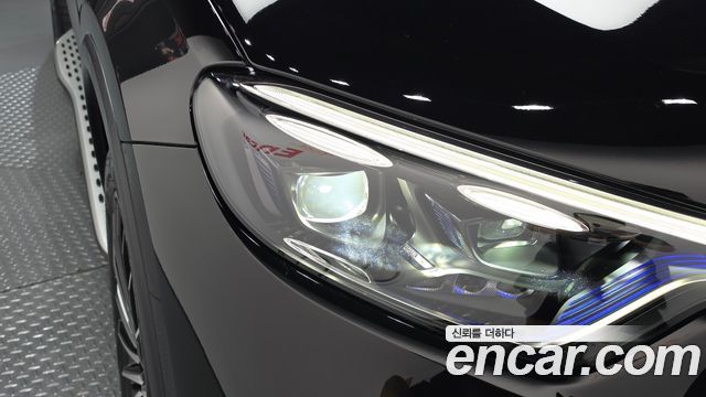 Mercedes-Benz GLC-Class GLC300 4MATIC AMG Line