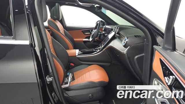 Mercedes-Benz GLC-Class GLC300 4MATIC AMG Line