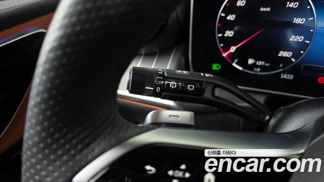 Mercedes-Benz GLC-Class GLC300 4MATIC AMG Line