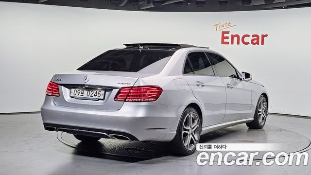 Mercedes-Benz E-Class E250 BlueTec 4MATIC AV