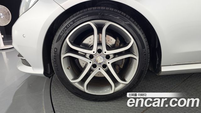 Mercedes-Benz E-Class E250 BlueTec 4MATIC AV