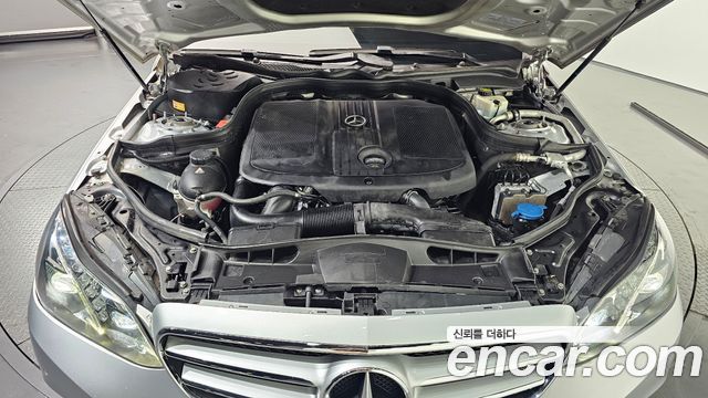 Mercedes-Benz E-Class E250 BlueTec 4MATIC AV