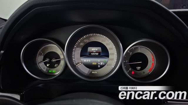 Mercedes-Benz E-Class E250 BlueTec 4MATIC AV