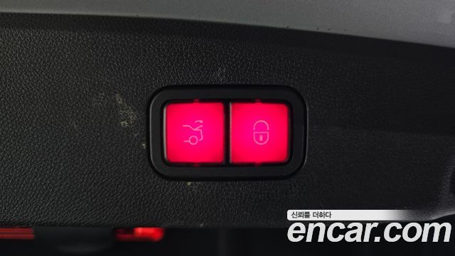 Mercedes-Benz E-Class E250 BlueTec 4MATIC AV