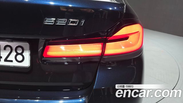 BMW 5-Series 520i M Sport