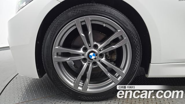 BMW 3-Series 320i M Sport