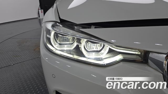 BMW 3-Series 320i M Sport