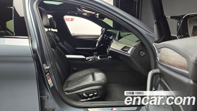 BMW 5-Series 530i xDrive M Sport Package Plus