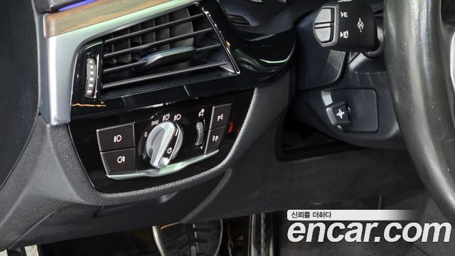 BMW 5-Series 530i xDrive M Sport Package Plus