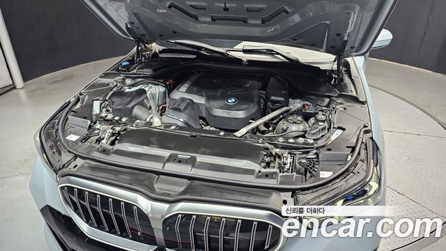 BMW 5-Series 530i xDrive M Sport
