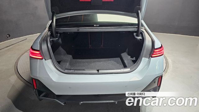 BMW 5-Series 530i xDrive M Sport
