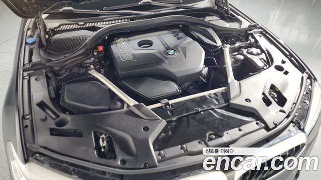 BMW 5-Series 530i M Sport Package