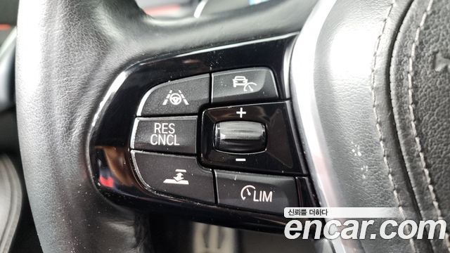BMW 5-Series 530i M Sport Package