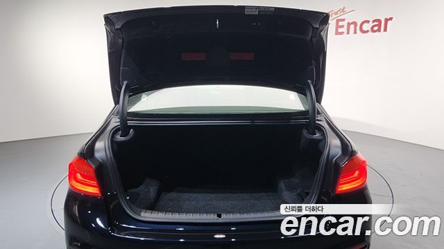 BMW 5-Series 530i M Sport Package