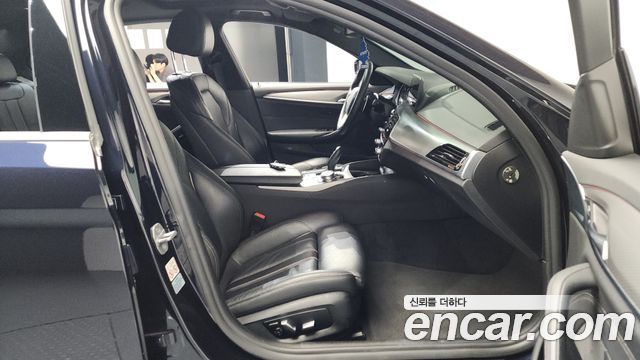 BMW 5-Series 530i M Sport Package