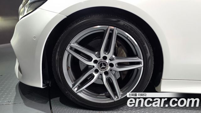 Mercedes-Benz E-Class E220d Cabriolet