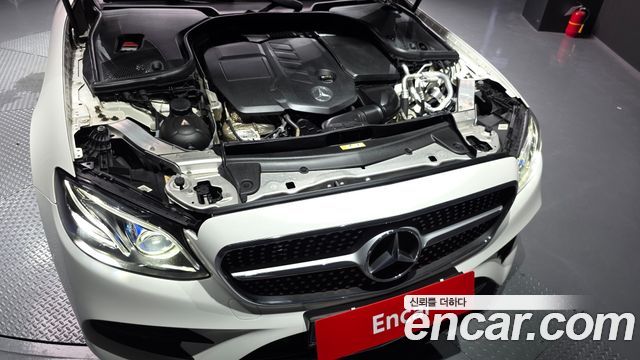 Mercedes-Benz E-Class E220d Cabriolet