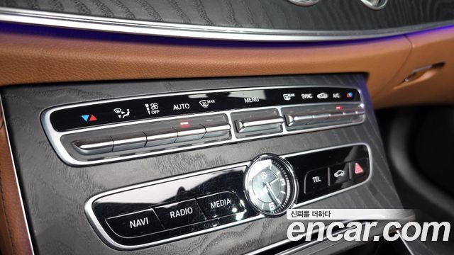 Mercedes-Benz E-Class E220d Cabriolet