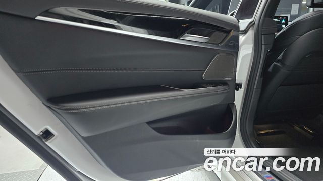 BMW Gran Turismo 640i xDrive M Sport