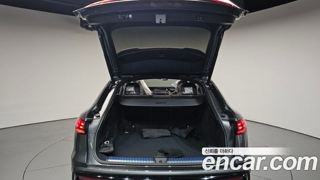 Audi Q5 40 TFSI Kwateuro S Line Sportback