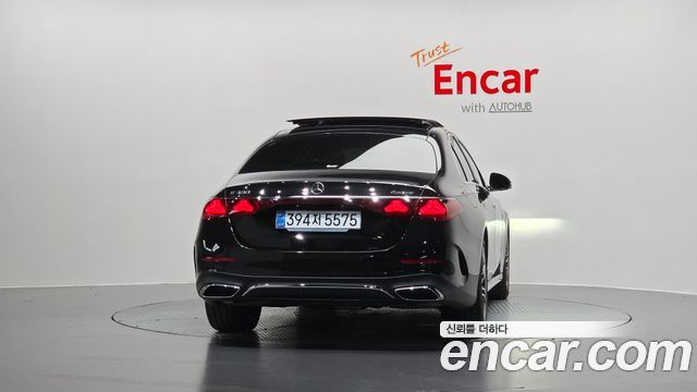 Mercedes-Benz E-Class E300 4MATIC AMG Line