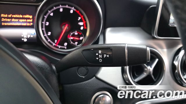 Mercedes-Benz GLA-Class GLA250 4MATIC