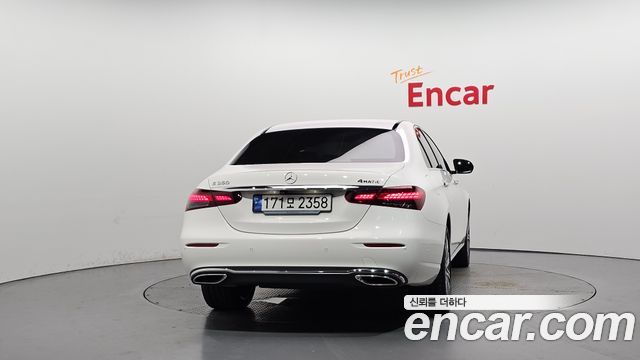 Mercedes-Benz E-Class E350 4MATIC Exclusive