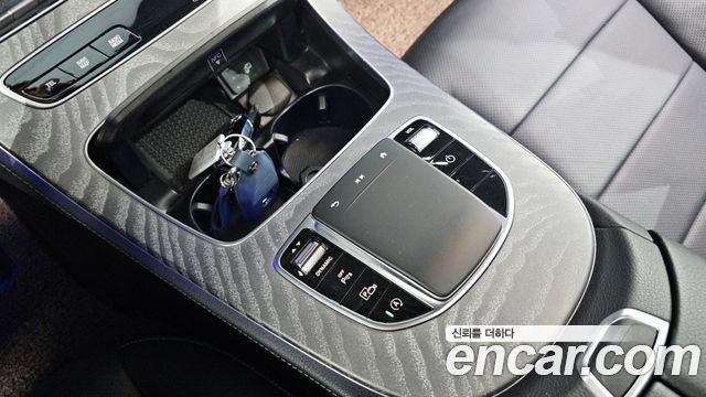 Mercedes-Benz E-Class E350 4MATIC Exclusive