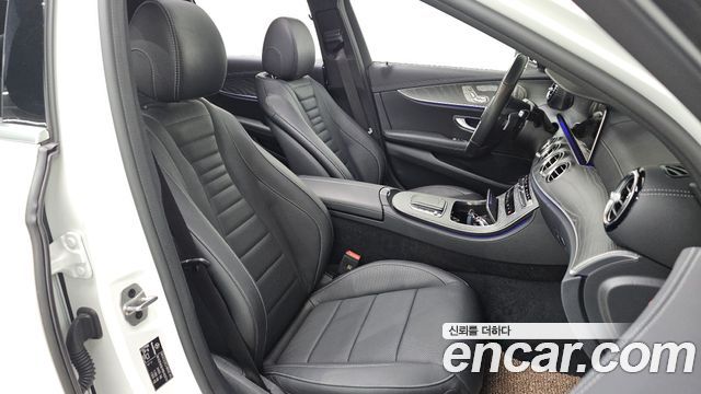Mercedes-Benz E-Class E350 4MATIC Exclusive