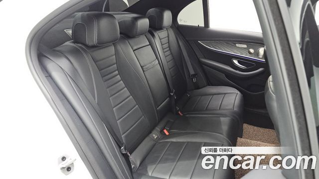 Mercedes-Benz E-Class E350 4MATIC Exclusive
