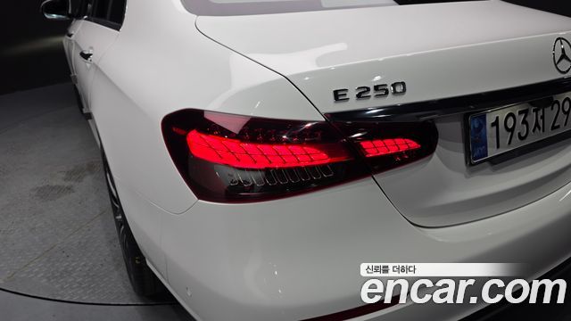Mercedes-Benz E-Class E250 Avantgarde