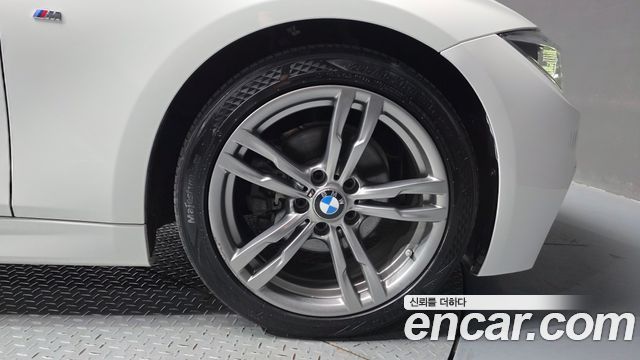 BMW 3-Series 320i M Sport