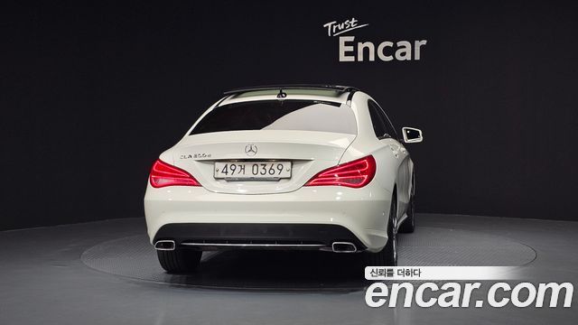 Mercedes-Benz CLA-Class CLA200 d