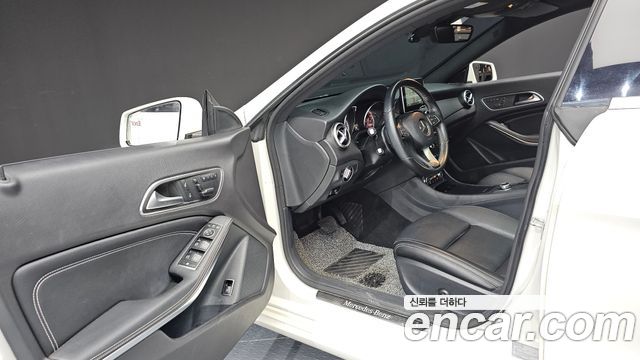 Mercedes-Benz CLA-Class CLA200 d
